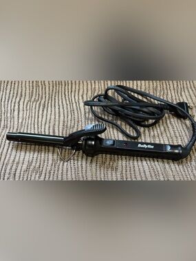 BaByliss Pro Porcelain Ceramic 3/4" Spring Curling Iron Euro plug